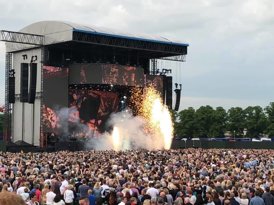 Rod Stewart York 01 06 19