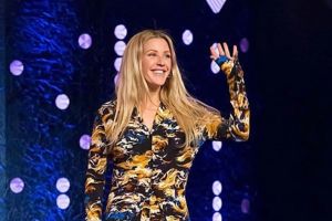 VIDEO - Ellie Goulding gets married at York Minster