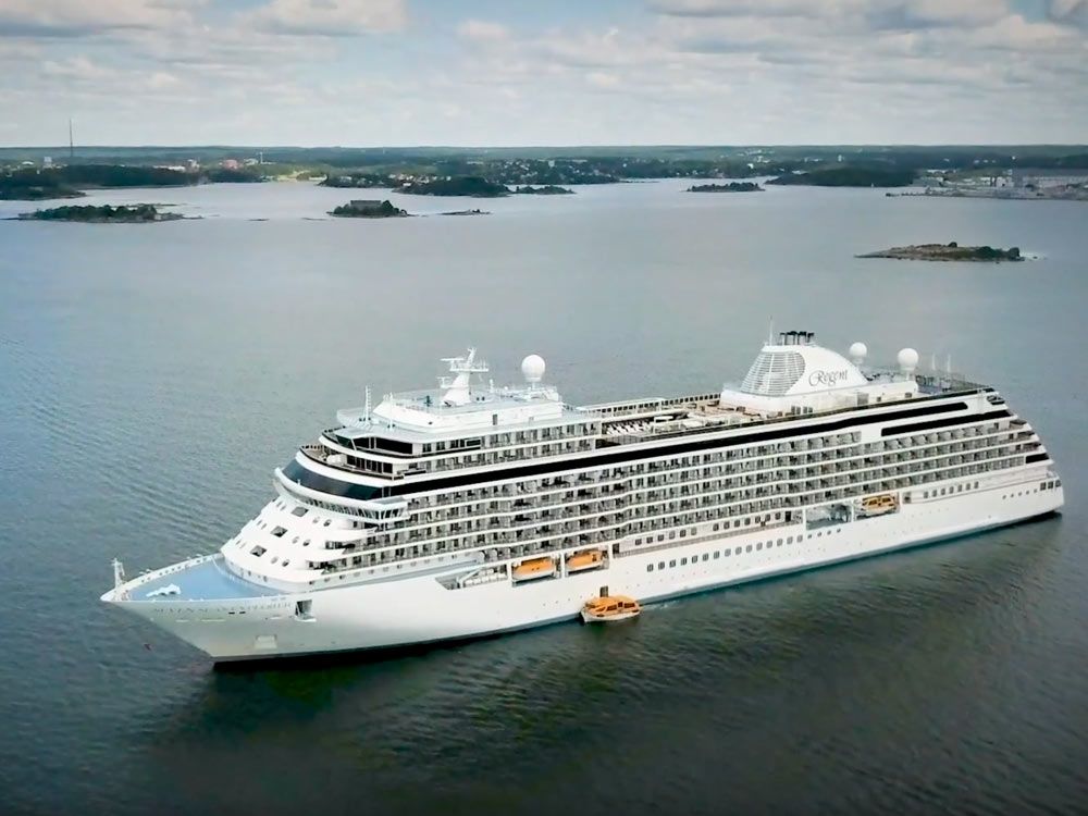 Regent Seven Seas Cruise Ship