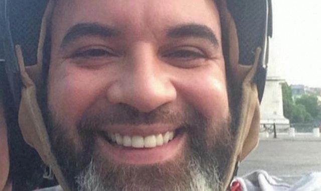 Cedric Chouviat: French police charged with manslaughter over delivery driver's death